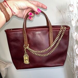 FOUNT Leather Bellfield Crossbody in Bordeaux with gold chain and Fountain Charm